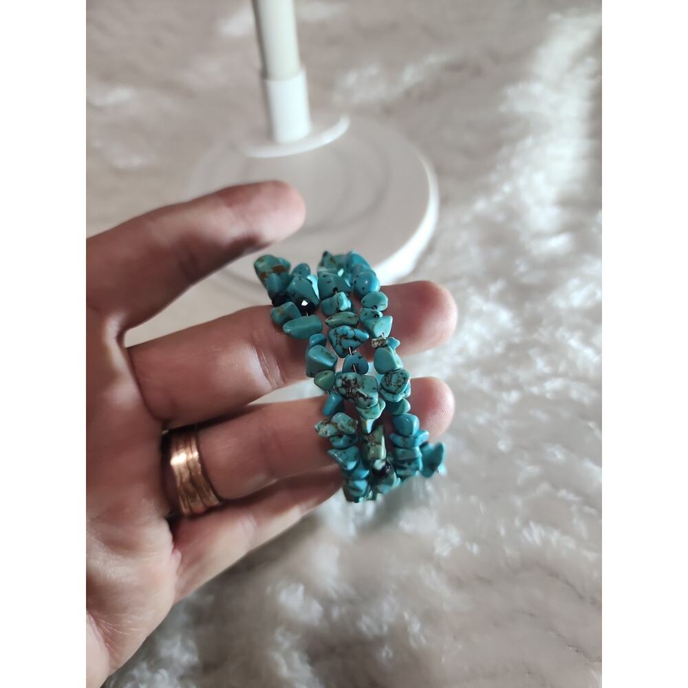 Handmade Boho Turquoise-Style Chip Memory Wire Wrap Bracelet – Multi-Row Stack - Picture 6 of 9